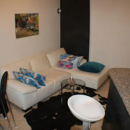 Amorino Apartman *